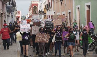 Mujeres reprochan a Layda Sansores por “circo de desinformación” contra 8M