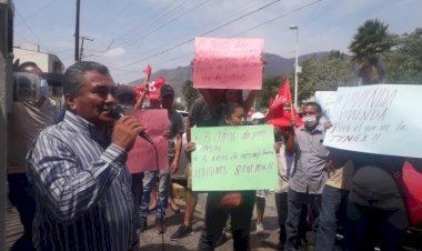 Mirtha Villalvazo Amaya hace caravana con sombrero ajeno en Bahía de Banderas