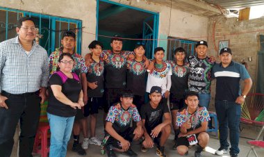 Deportistas de la sierra Del Nayar, participan en la XXI  Espartaqueada  Deportiva  Nacional