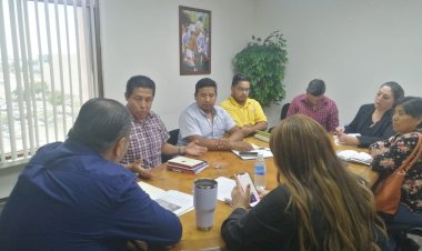 Antorchistas continúan reuniones de trabajo con oficina de  Bienes y Concesiones