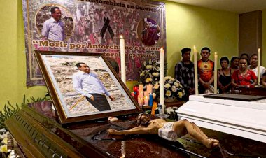 Sinaloenses exigen justicia por homicidio de activistas antorchistas en Guerrero