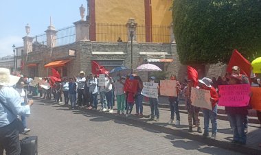 Guanajuato apoya campaña nacional de protesta; antorchistas exigen justicia para líderes asesinados en Guerrero