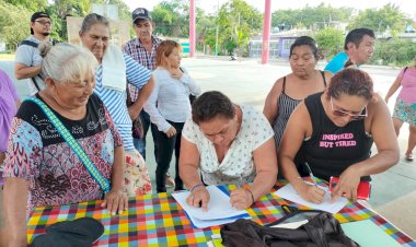 Colonos de la Unidad Antorchista piden a cabildo de Chetumal agilice aprobación de firma de contratos