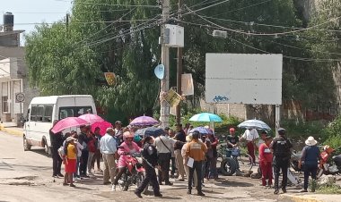 Se desborda presa de Gavión en Chimalhuacán