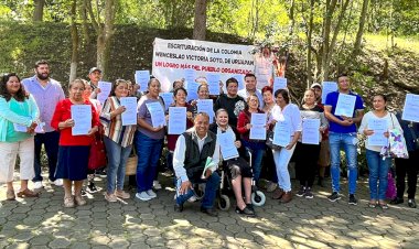 Después de 33 años, antorchistas de Uruapan logran escrituras