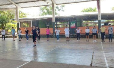 Inicia Antorcha taller de danza en San Pedro Jicayán, Oaxaca