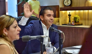 Sosa Pichardo quiere votos y gobierna con garrote