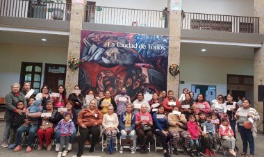 Amas de casa antorchistas de Ciudad Guzmán, reciben apoyo del Ayuntamiento