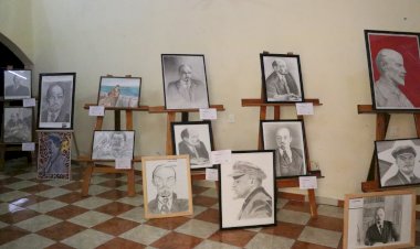 Antorcha realiza concurso de pintura y dibujo en honor a Lenin