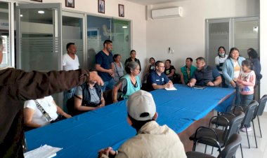 Buscan habitantes de Uruapan y autoridades de CAPASU soluciones en materia de agua potable