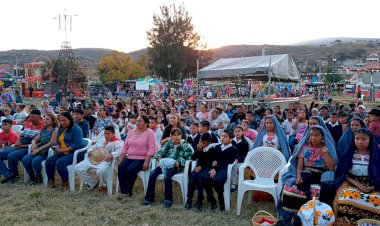 Celebra colonia Mártires de Antorcha, 35 años de su fundación