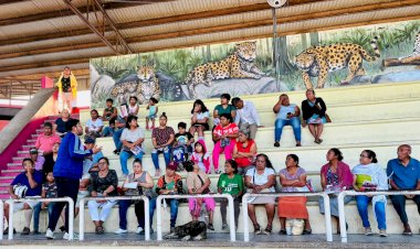 Antorcha realiza jornada de salud en Chilpancingo
