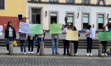 Estudiantes de Xalapa y Tantoyuca se manifiestan en Plaza Lerdo