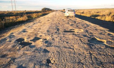 Crece la inconformidad por carreteras destruidas en Fresnillo