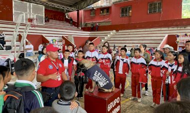 Realizan Jornada “Tejiendo Comunidad” en Huitzilan
