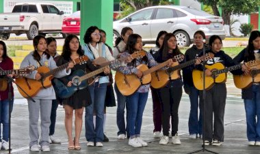 Escuelas antorchistas de Veracruz van a XXI Espartaqueada Cultural