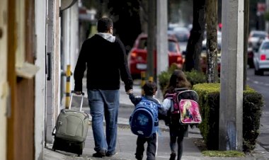 Regreso a clases golpea la economía familiar en Querétaro