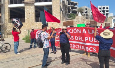 Gobierno estatal de Baja California Sur intimida y hostiga a antorchistas